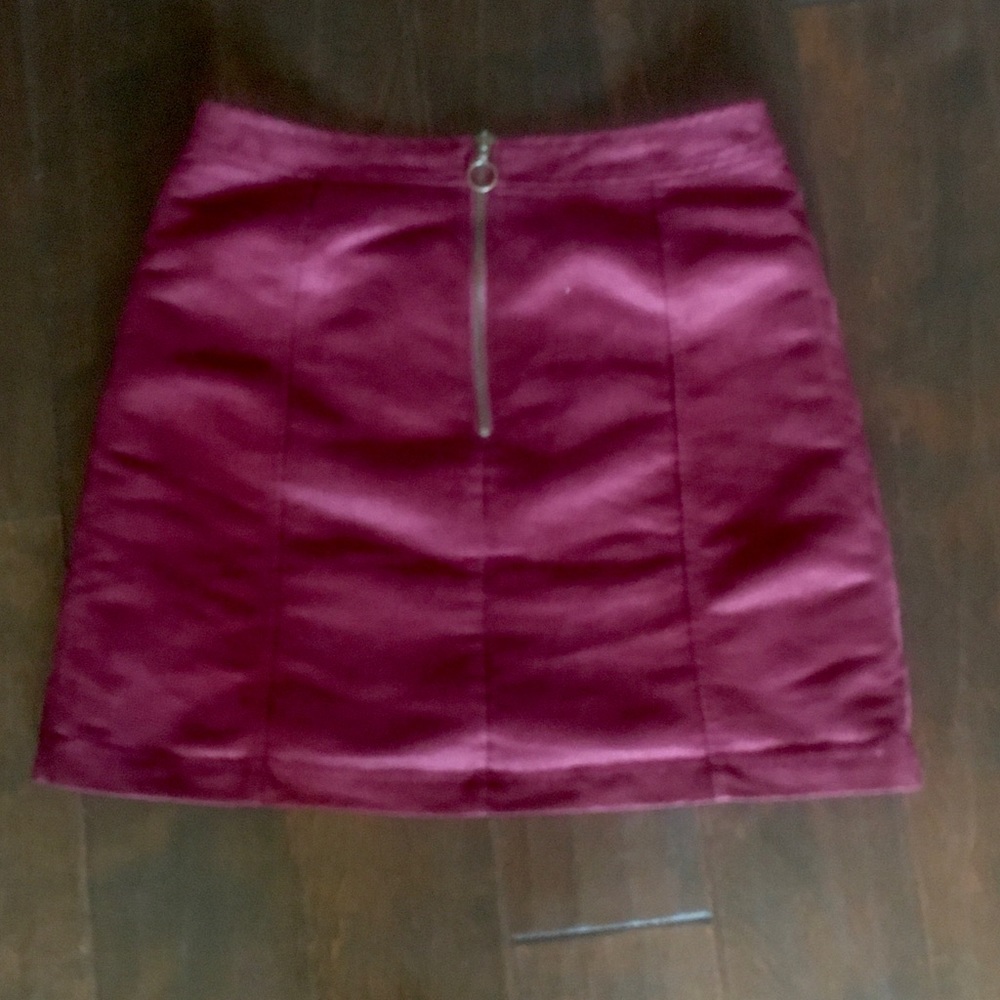 Burgundy Skirt! ❤️